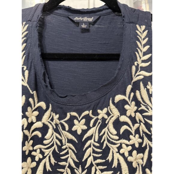 Lucky Brand Navy Sleeveless Embroidered Tank Top L Factory Distressed Neckline - Picture 3 of 7